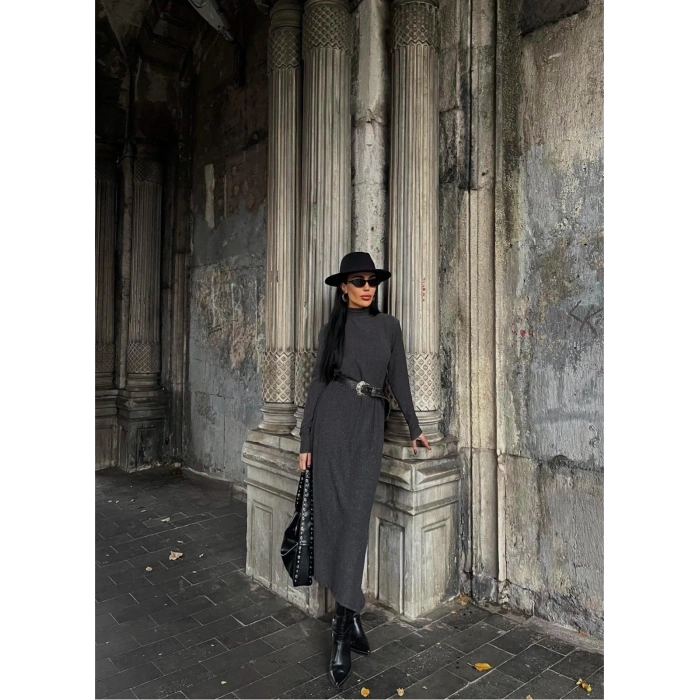 petite ateiler Boğazlı kalın bürümcük uzun elbise siyah