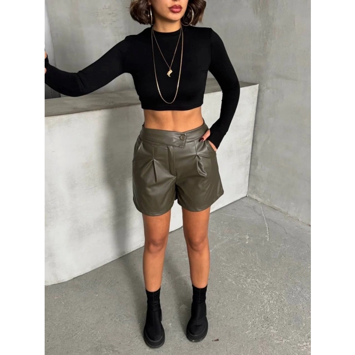 petite ateiler İki düğmeli pileli şort