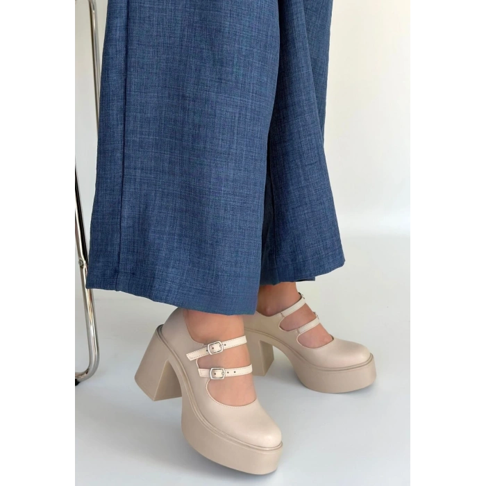 petite ateiler Jarlo Bej Cilt Dolgu Topuk Ayakkabı