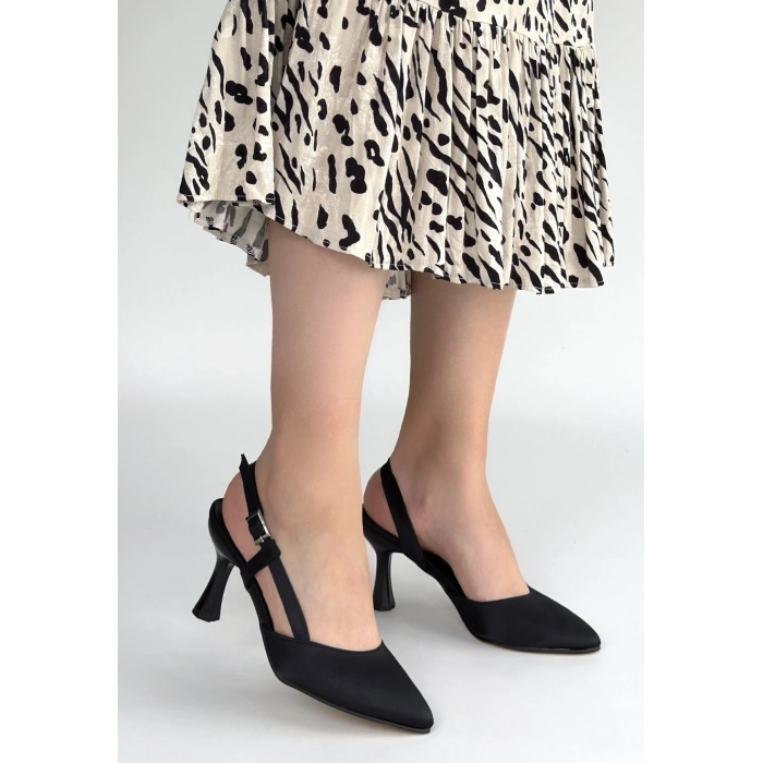 petite ateiler Joga Siyah Cilt Simli Topuklu Ayakkabı