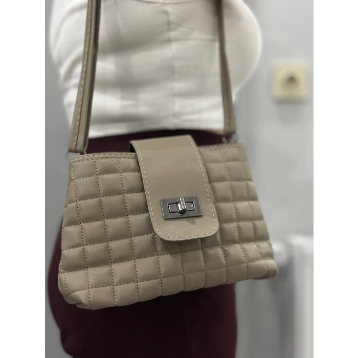 petite ateiler Kapaklı kapitone vizon cilt çanta