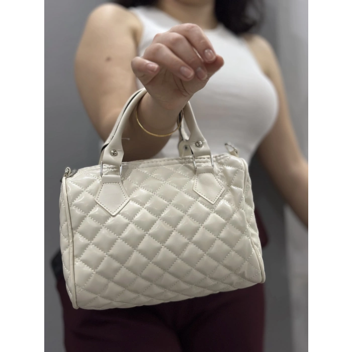 petite ateiler Kapaksız kapitone krem cilt çanta