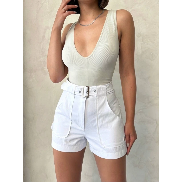 petite ateiler Kemer detaylı gabardin şort beyaz s25289
