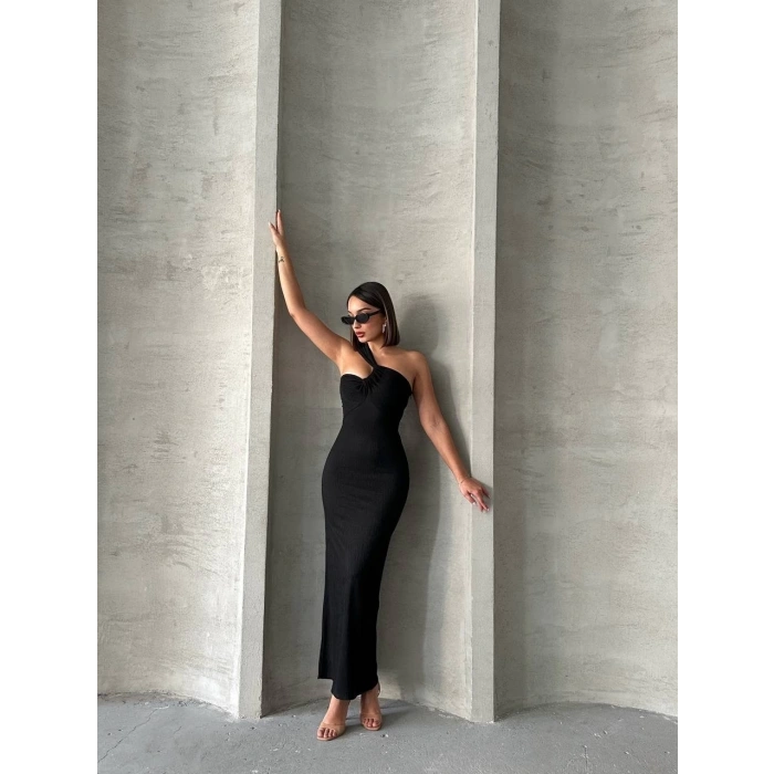 petite ateiler Krinkıl tek omuz uzun elbise siyah s25455