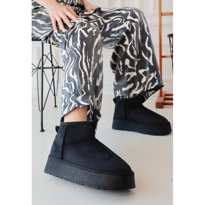 petite ateiler Linne Siyah Süet Bot