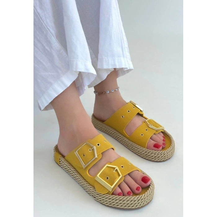 petite ateiler Loera Sarı Nubuk Çift Tokalı Terlik