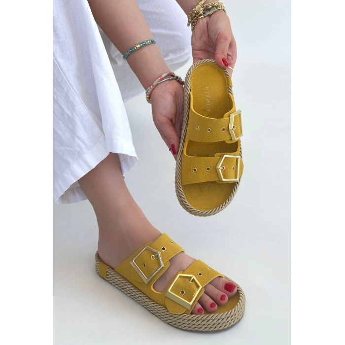 petite ateiler Loera Sarı Nubuk Çift Tokalı Terlik