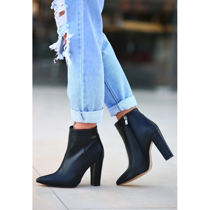 petite ateiler Loora Siyah Cilt Topuklu Bot