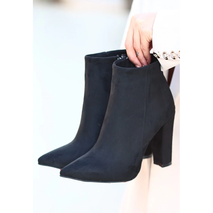 petite ateiler Loora Siyah Süet Topuklu Bot