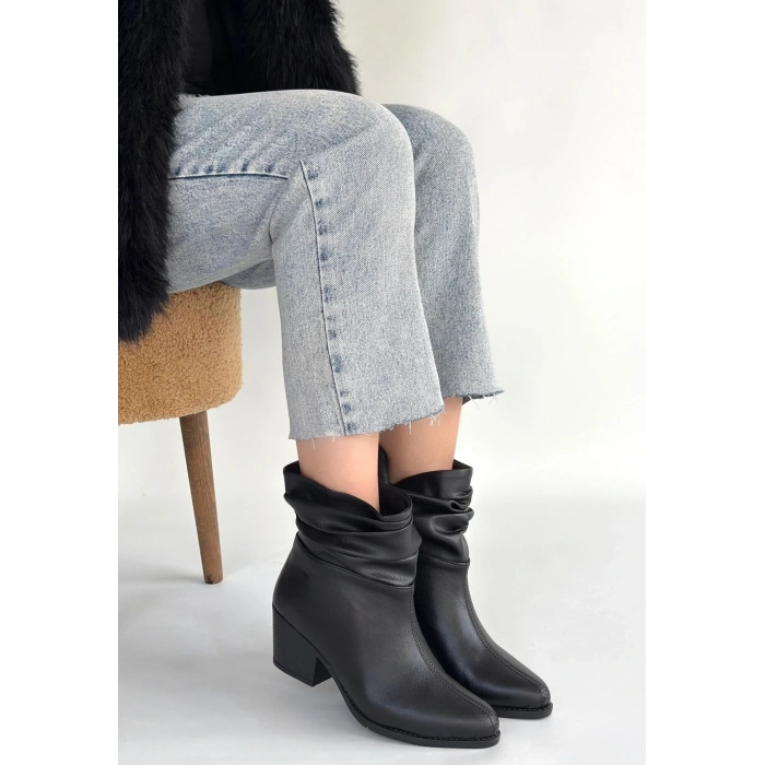 petite ateiler Lukana Siyah Cilt Topuklu Körüklü Bot