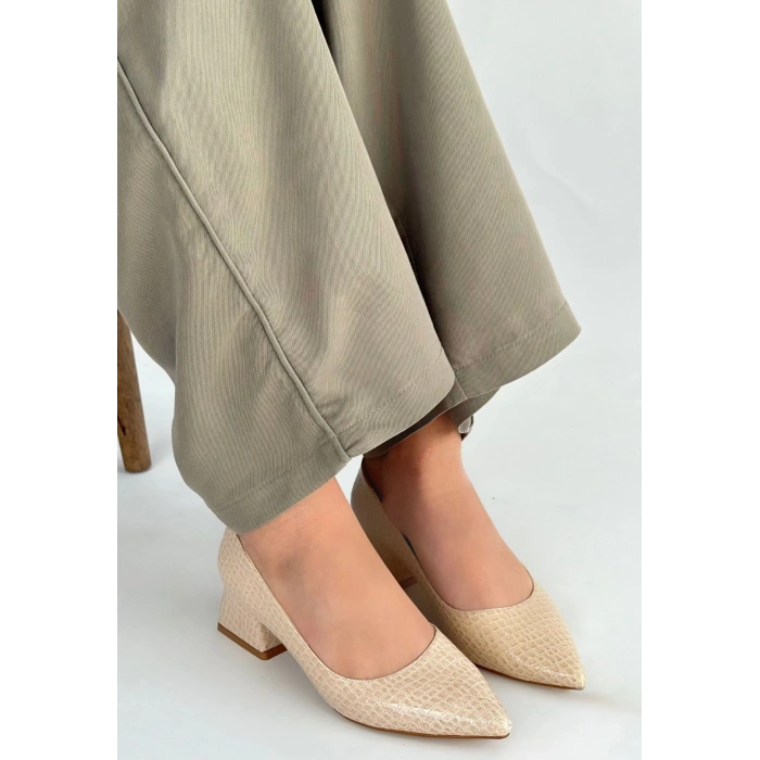 petite ateiler Meort Bej Rugan Topuklu Ayakkabı