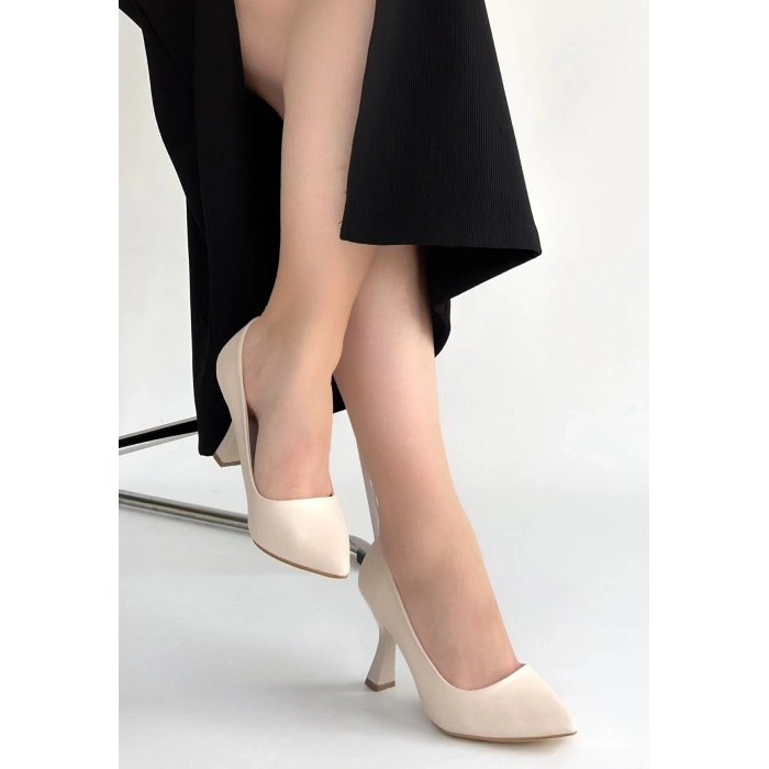 petite ateiler Meyli Bej Cilt Topuklu Ayakkabı