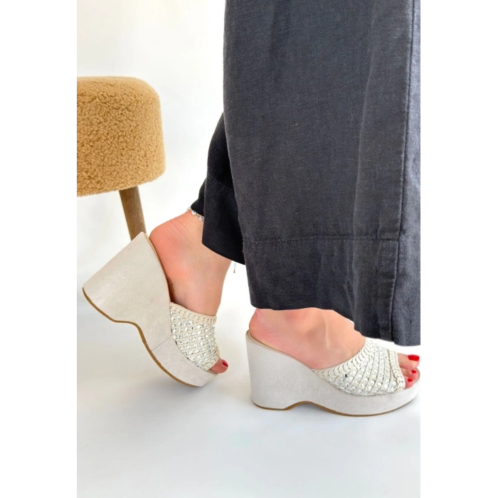 petite ateiler Moka Bej Triko Dolgu Topuk Terlik