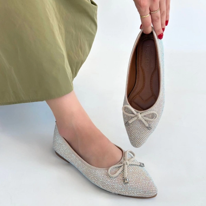 petite ateiler Sarra Bej Saten İşlemeli Babet Ayakkabı