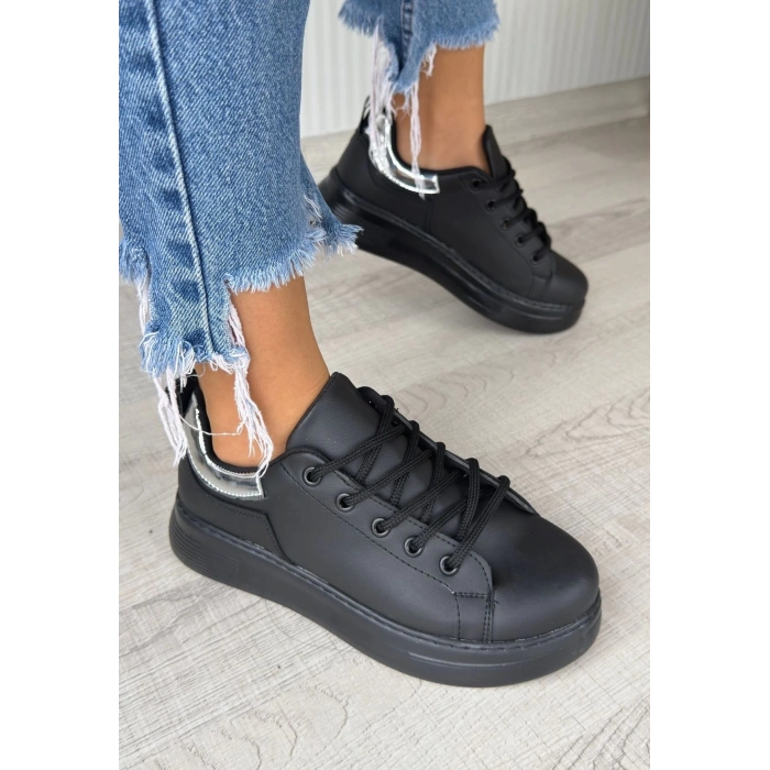 petite ateiler Sofio Siyah Cilt Bağcıklı Spor Ayakkabı