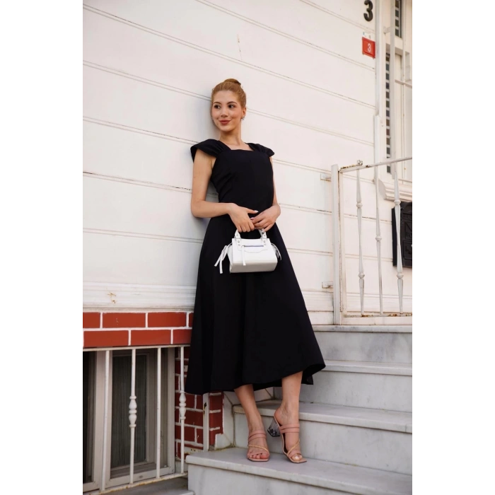 petite ateiler U yaka prenses elbise siyah s255101