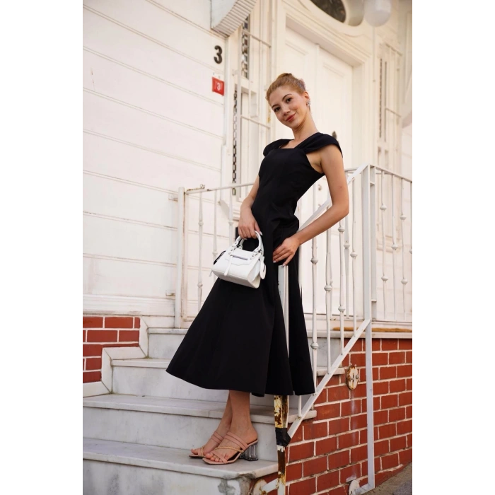 petite ateiler U yaka prenses elbise siyah s255101