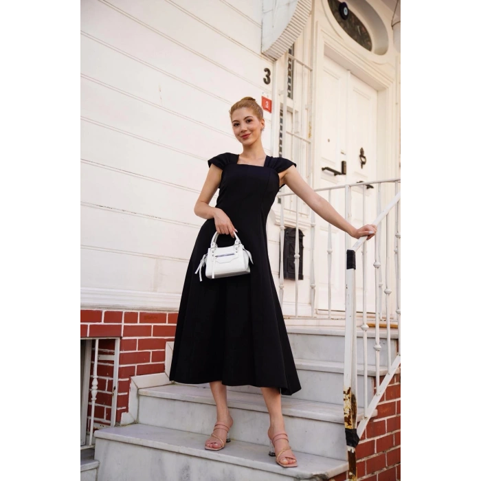 petite ateiler U yaka prenses elbise siyah s255101