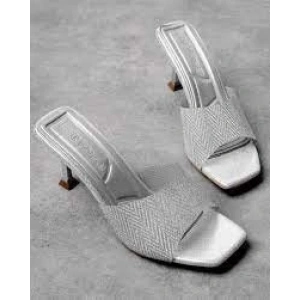 petite ateiler Luart Platin Simli Topuklu Terlik