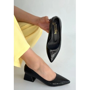 petite ateiler Meort Siyah Rugan Topuklu Ayakkabı