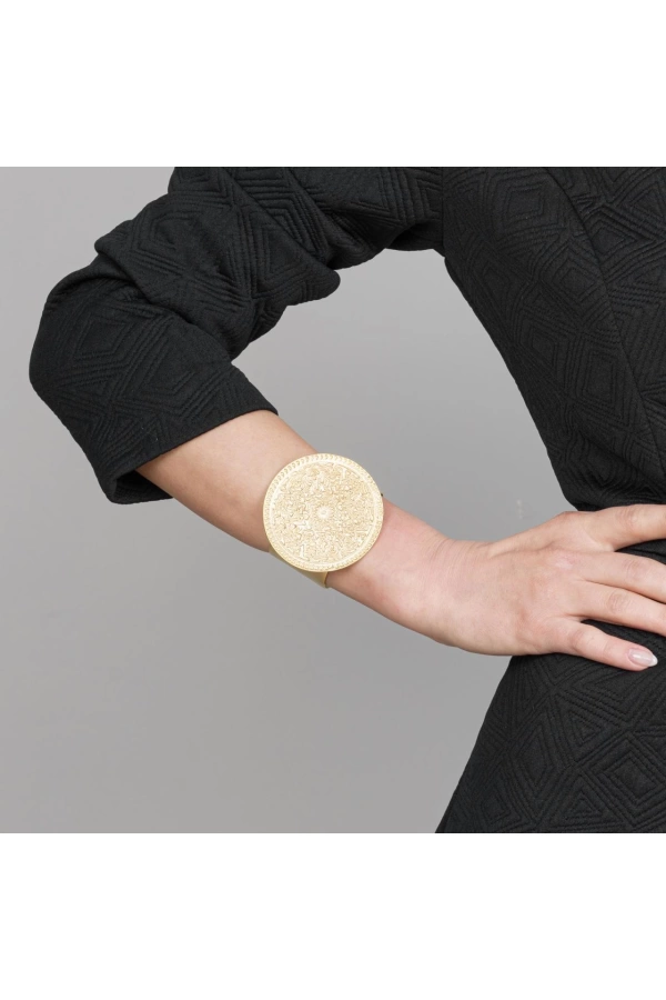 ZeyDor Gold Embroidered Pattern Bracelet