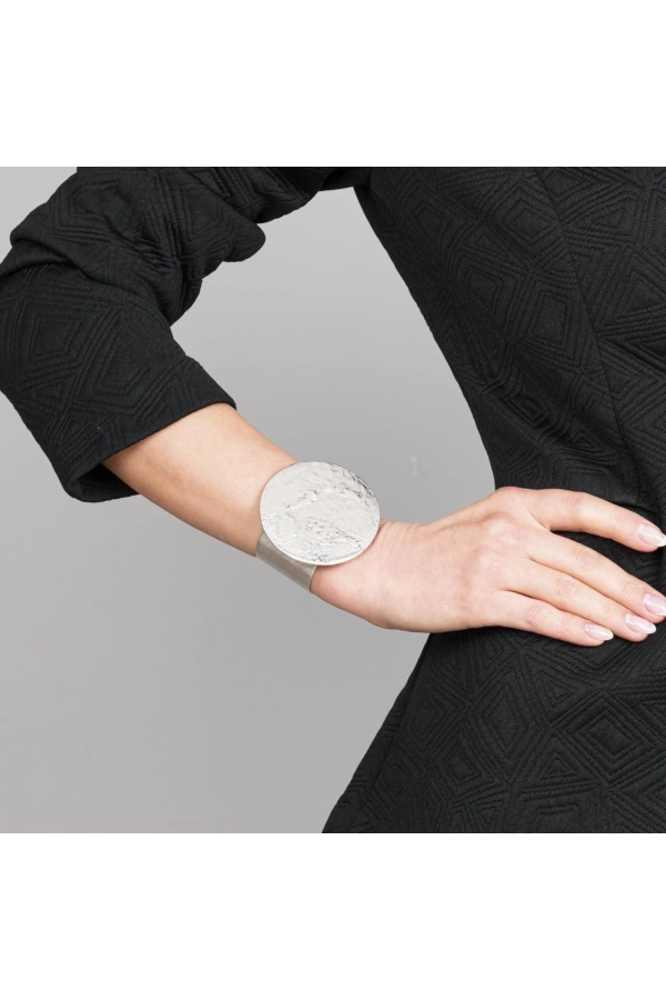 ZeyDor Modern Design Wristband 12041