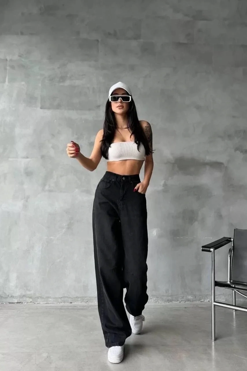 Arkadan tokalı jeans pantolon Siyah