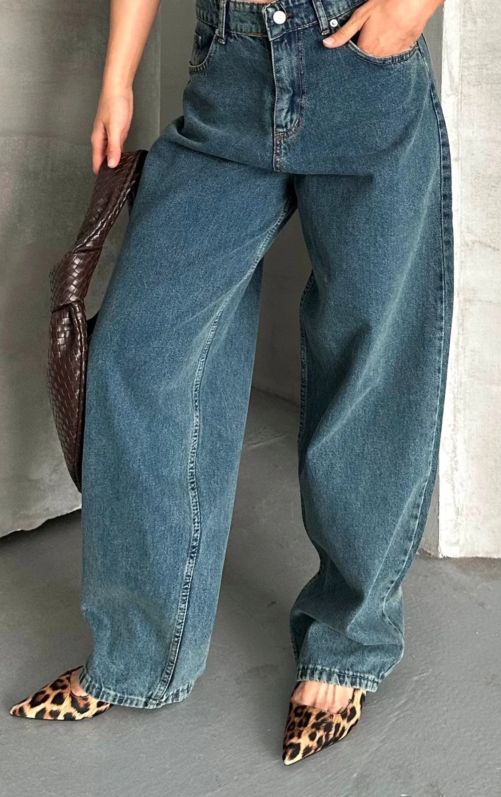 Baggy kar yıkama yeşil tint jeans pantolon