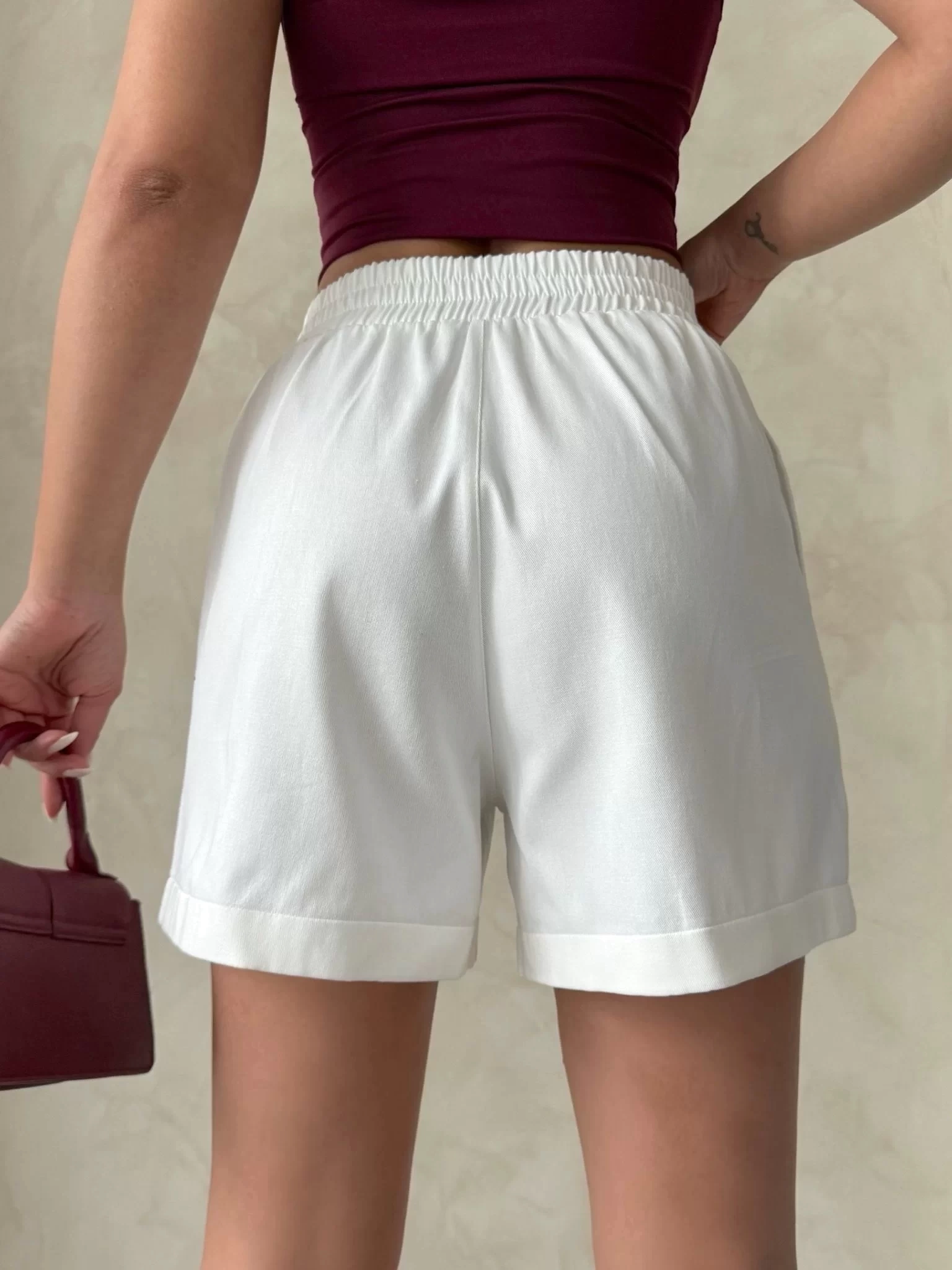 Beli lastikli çift çıtlı şort
