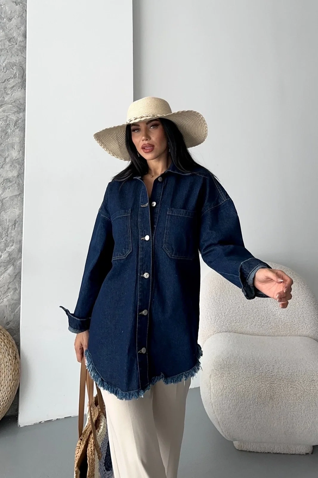 Cepli püsküllü kar yıkama kot ceket koyu mavi