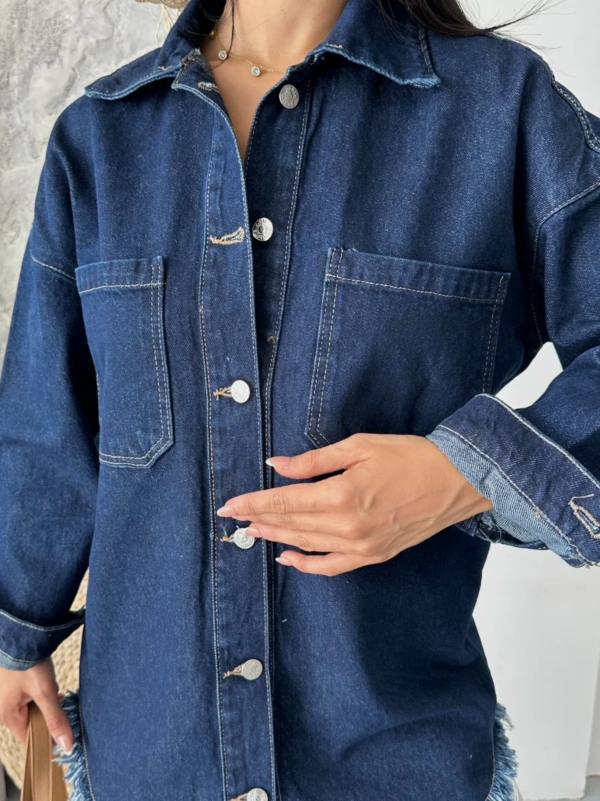 Cepli püsküllü kar yıkama kot ceket koyu mavi