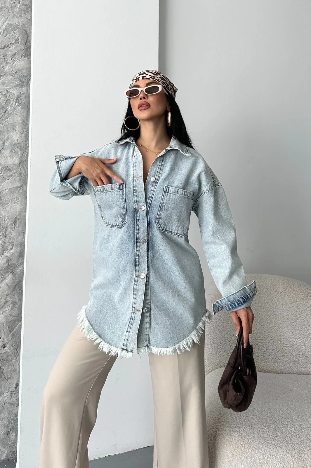 Cepli püsküllü kar yıkama kot ceket mavi