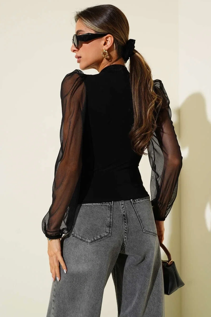Dik yaka tül kollu bluz siyah
