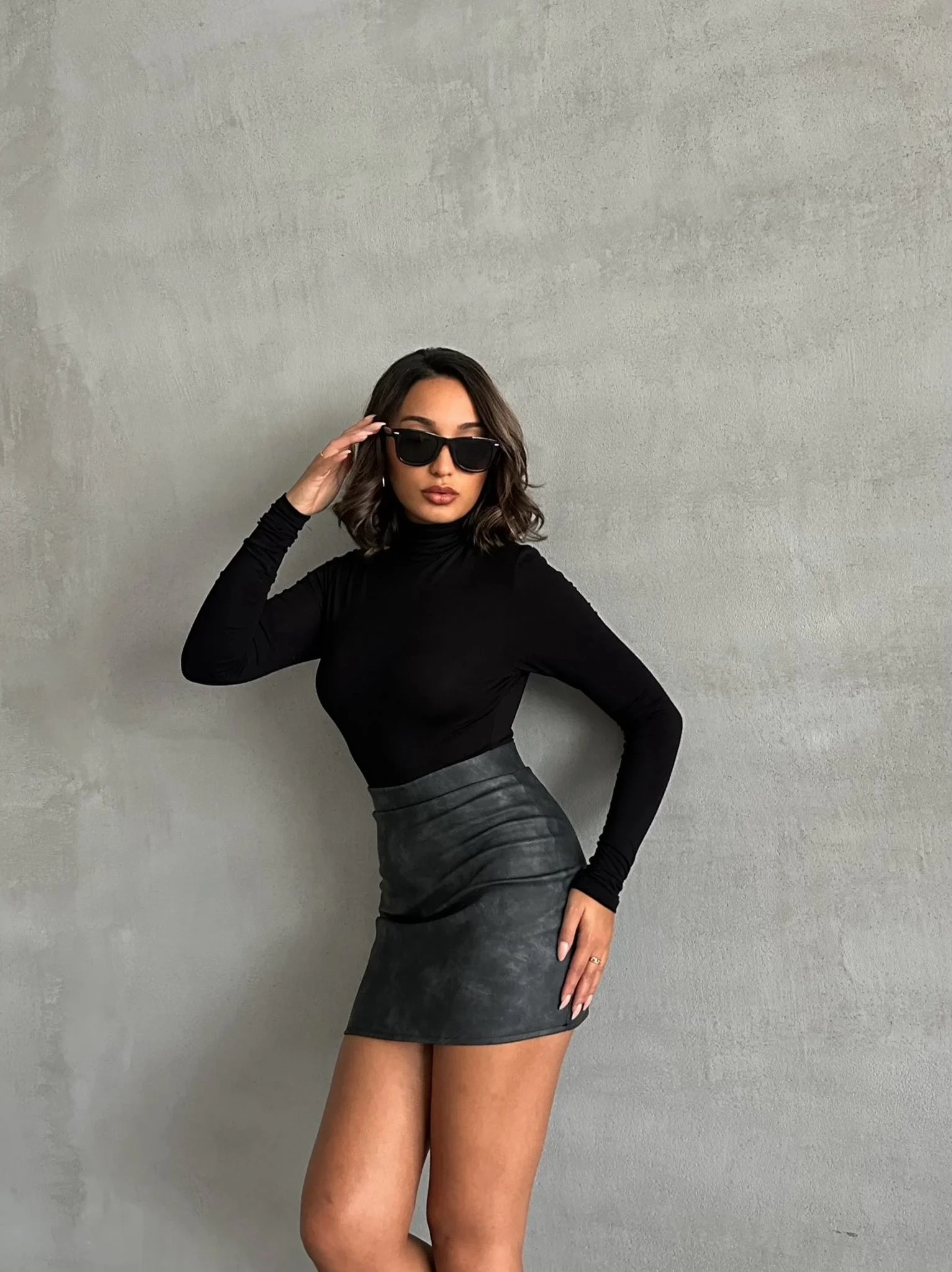 Eskitme deri mini etek