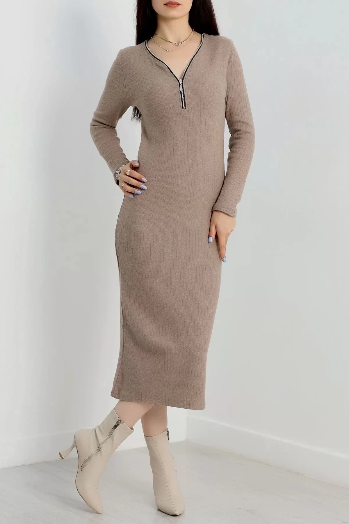 Fermuar detaylı fitilli şardonlu elbise bej a3178
