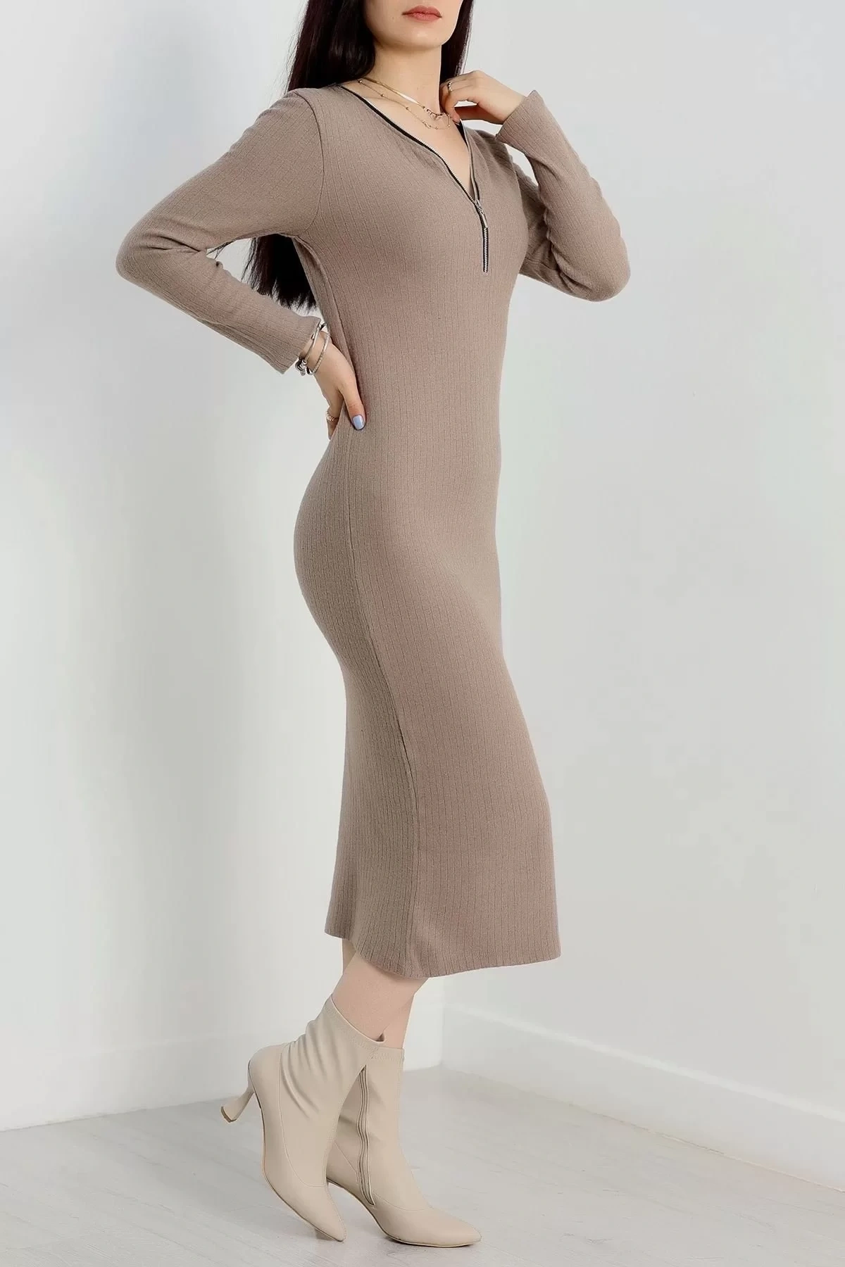 Fermuar detaylı fitilli şardonlu elbise bej a3178