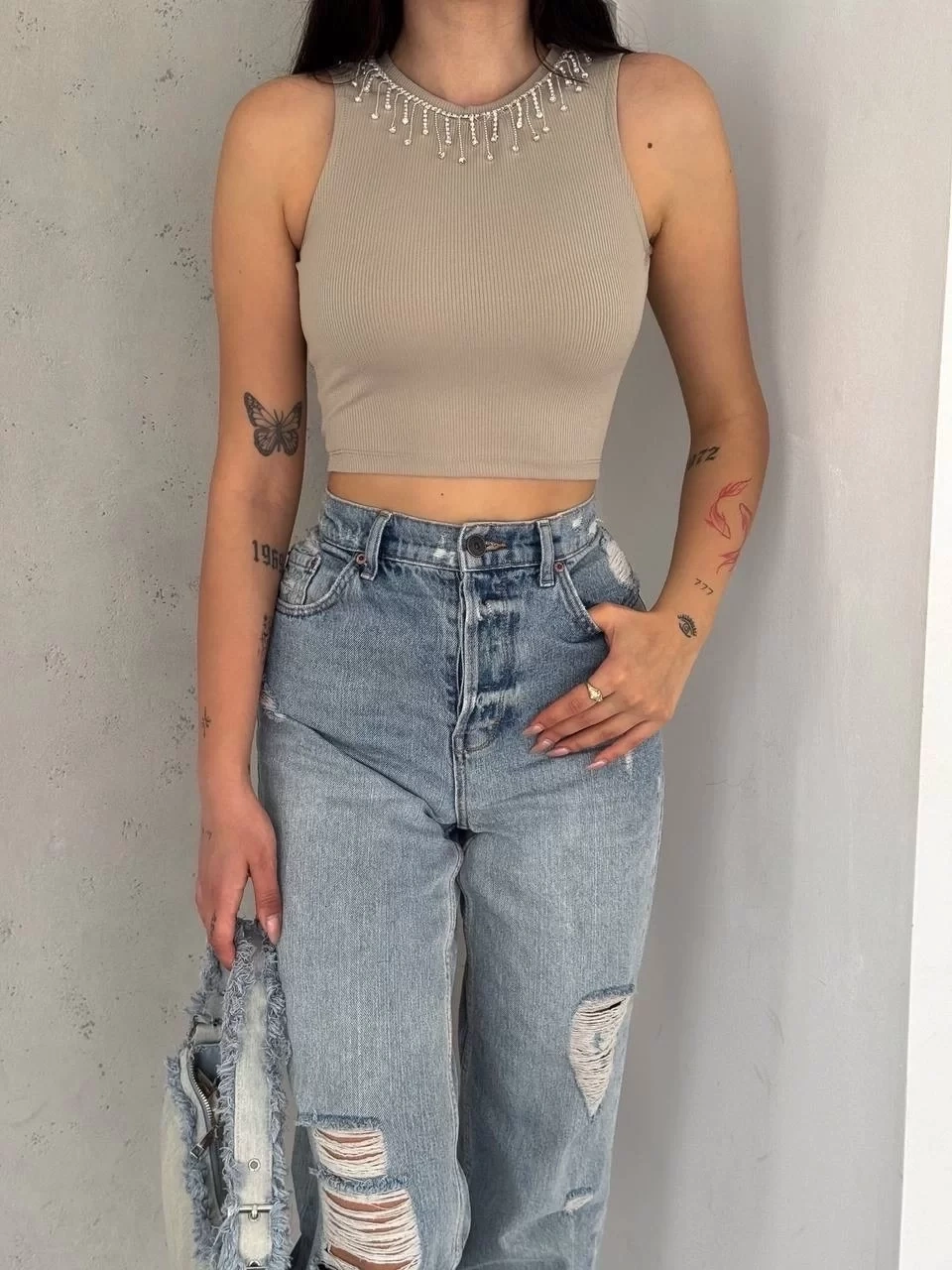 fitilli kaşkorse yakası zincirli atlet vizon