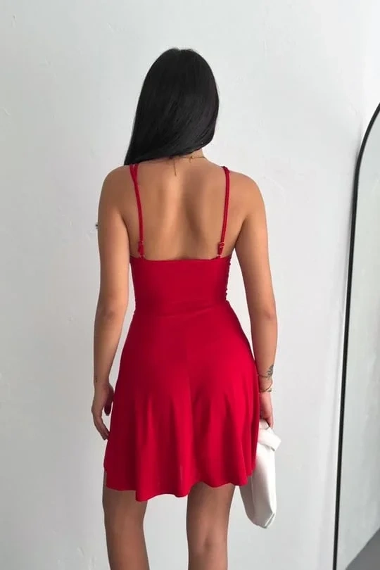 İnce çift askılı mini elbise