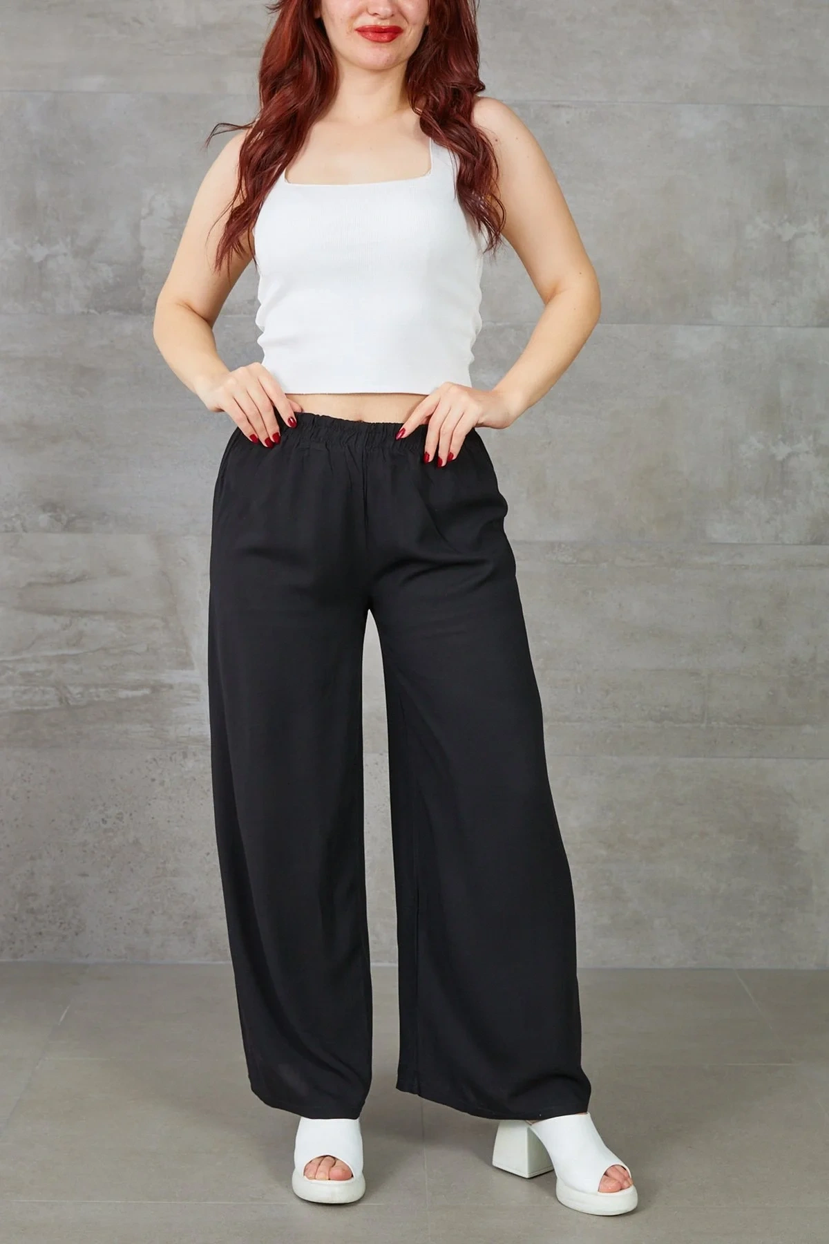 Kadın Bol Paça Rahat Kalıp Beli Lastikli Salaş Pantolon