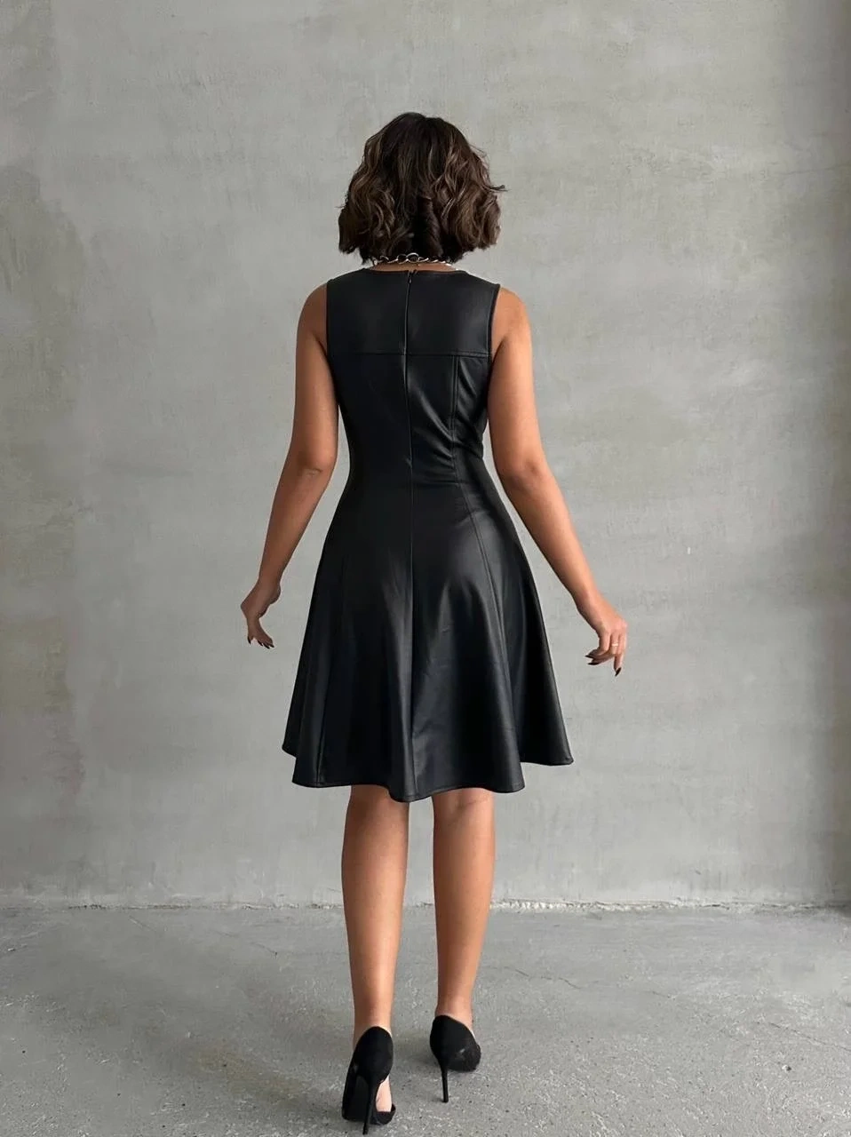 Kare yaka deri elbise siyah h24442