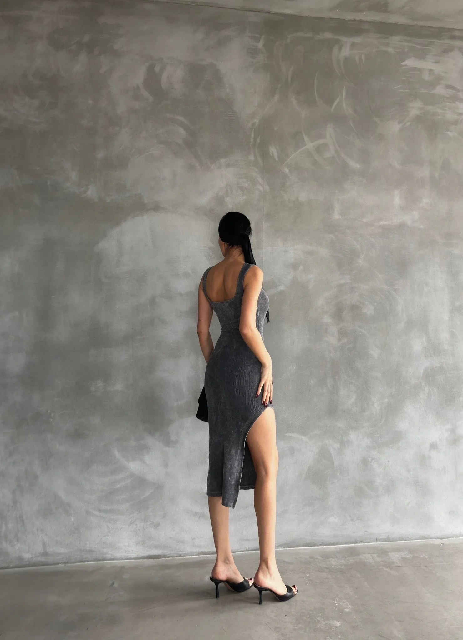 Kaşkorse aşit yıkamalı yırtmaçlı elbise