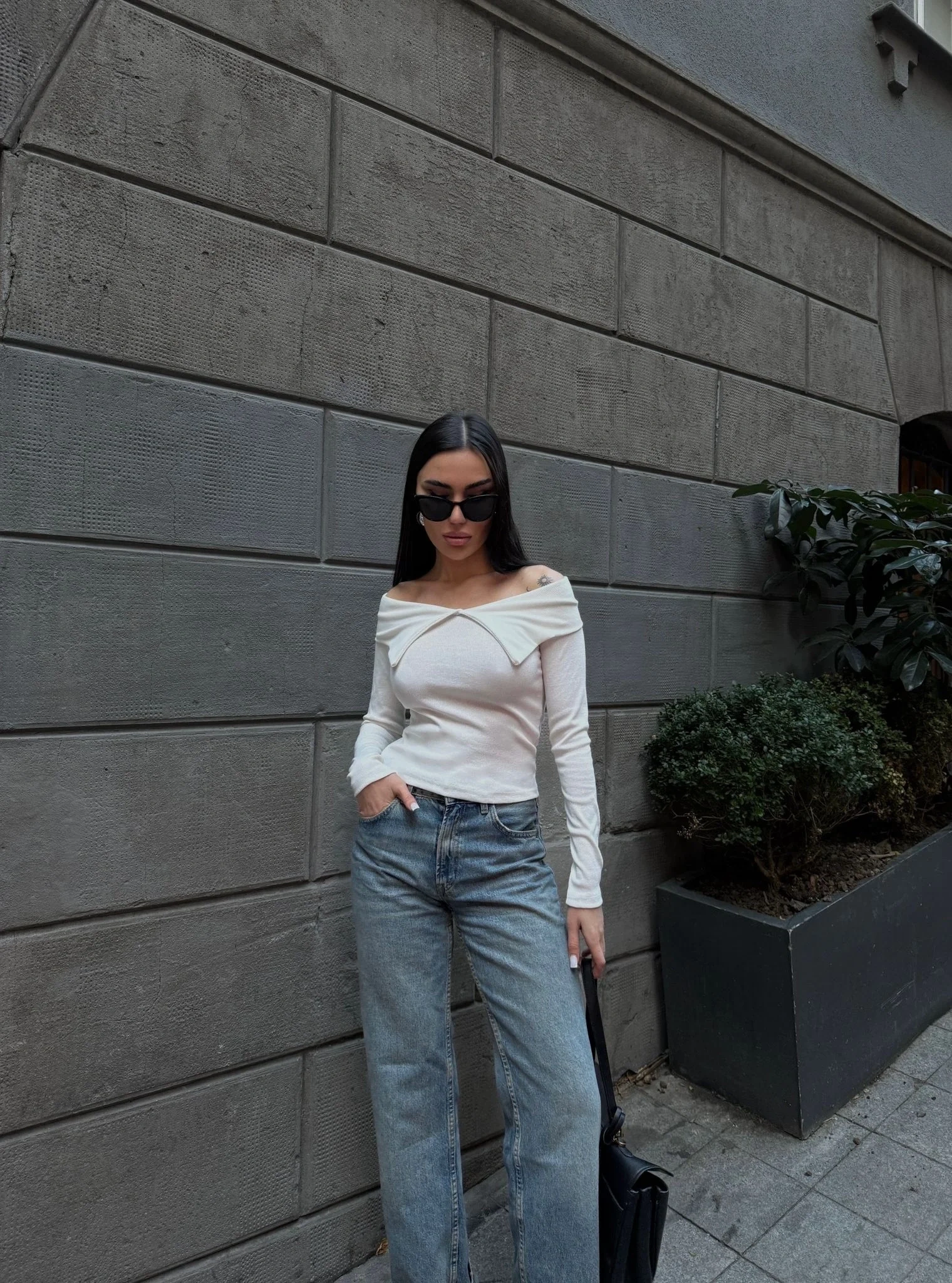 Kelebek yaka uzun kol bluz beyaz