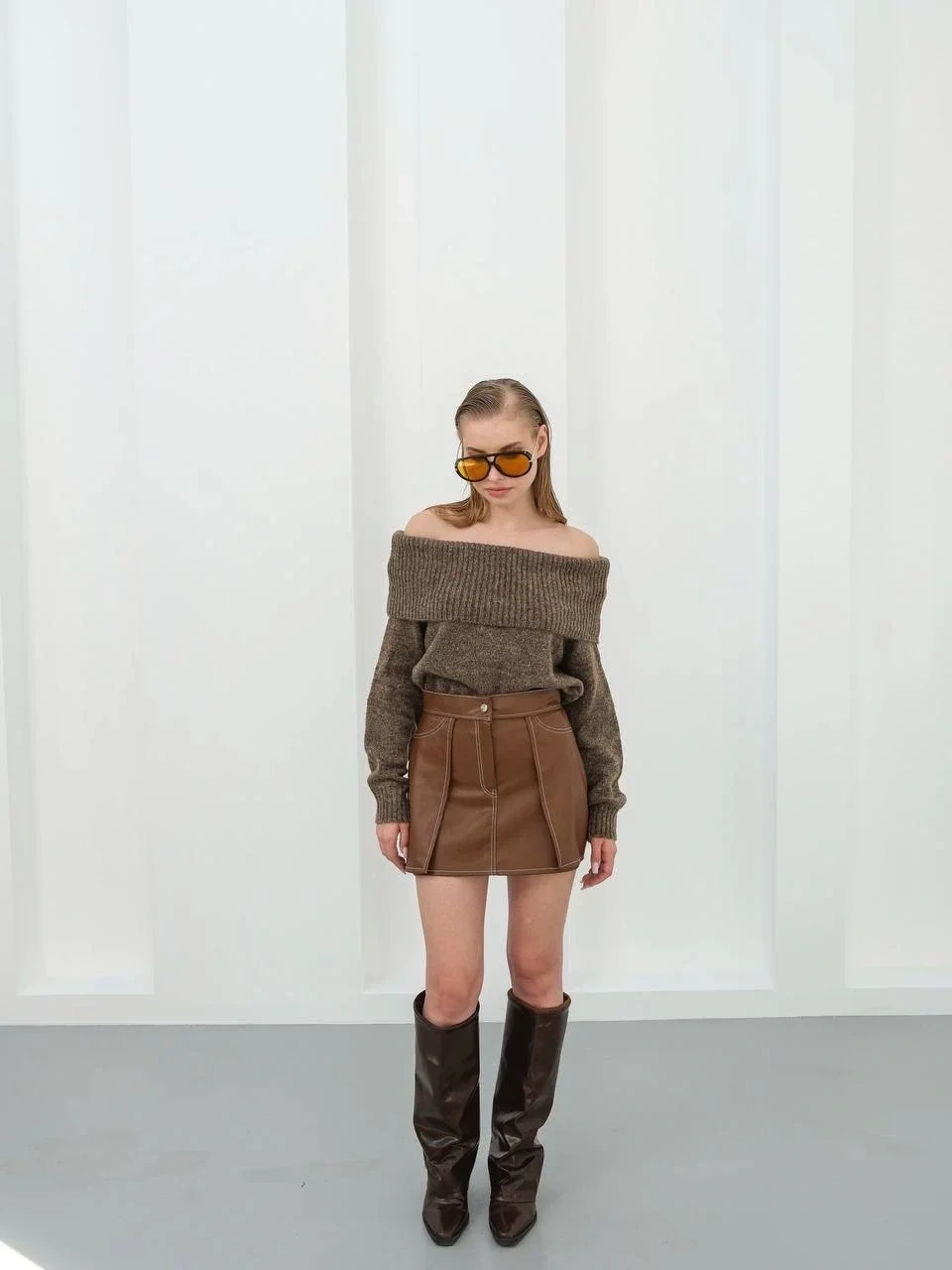 Kontrast deri etek kahve