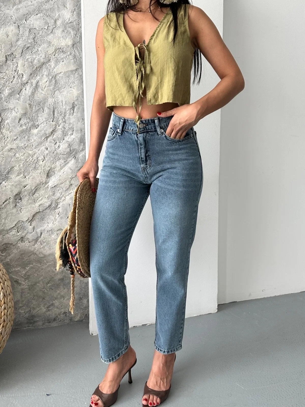 Mom fit bıyık kar yıkama jeans pantolon koyu mavi