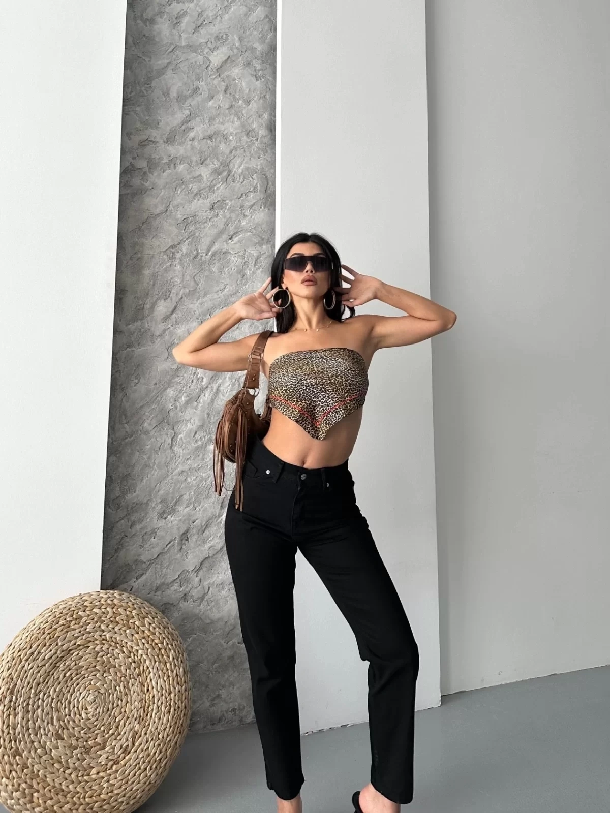 Mom fit enzim taş yıkama jeans pantolon siyah d2006