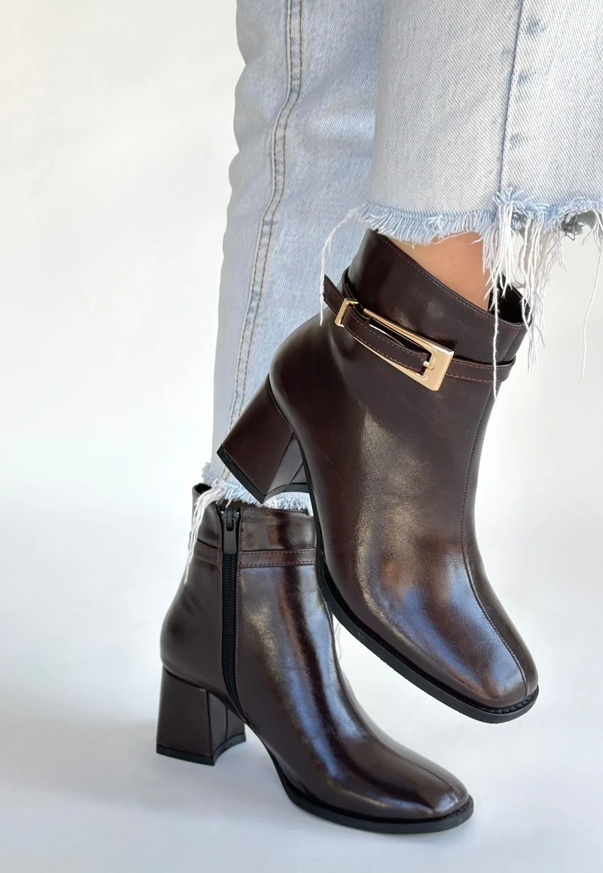 Rivav Acı Kahve Rugan Topuklu Bot