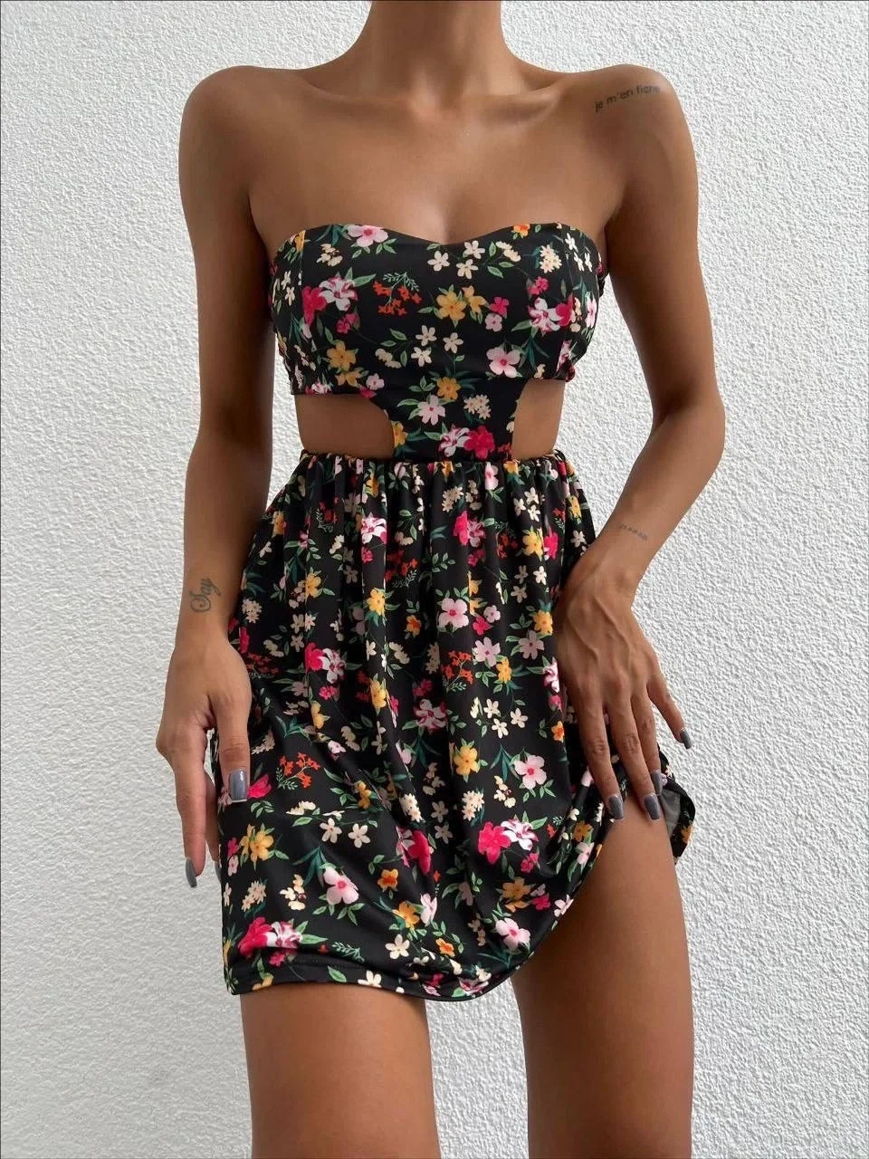 Straplez elbise baskılı