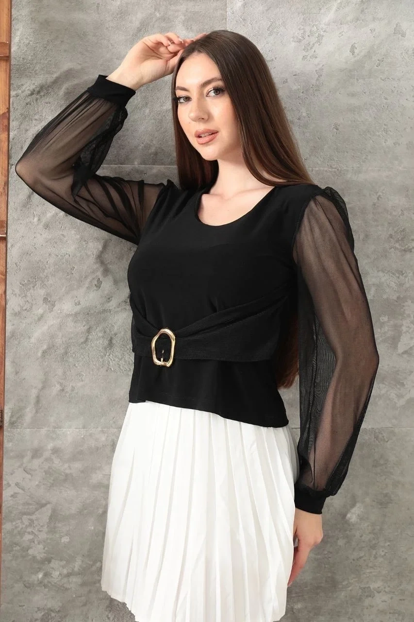 Tokalı tül kollu bluz siyah