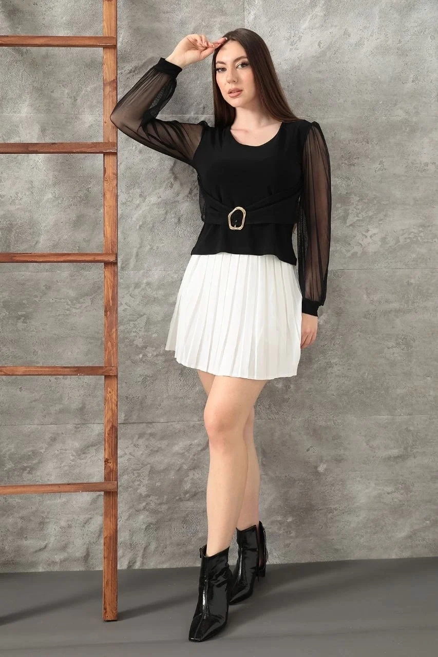 Tokalı tül kollu bluz siyah