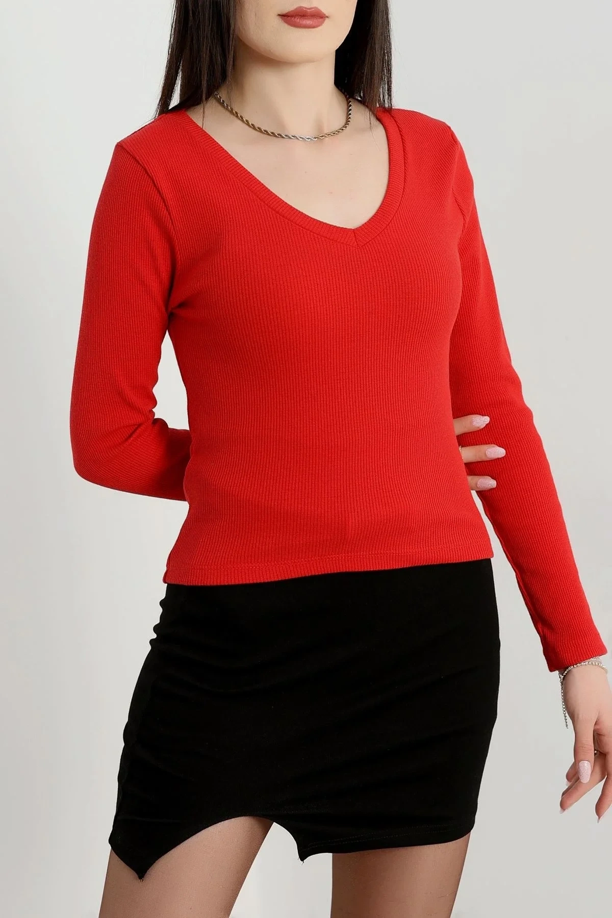 V yaka kaşkorse bluz kırmızı
